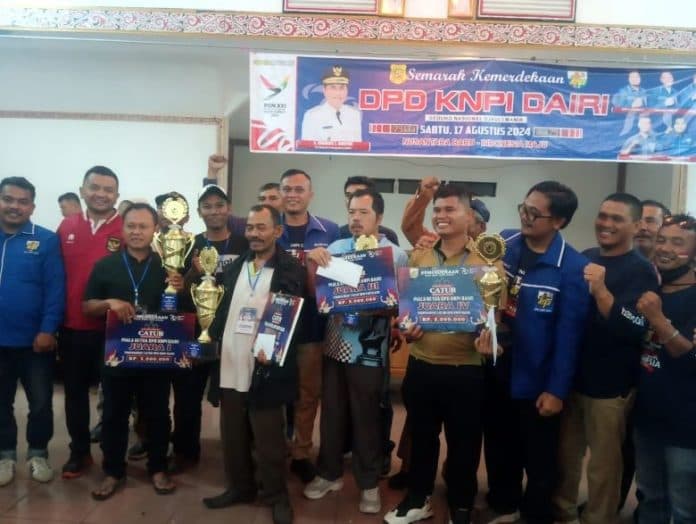 peserta_asal_asahan_juara_di_turnamen_catur_piala_knpi_dairi