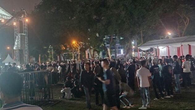pesta_rakyat_hut_kota_medan_ke_433_di_lapangan_benteng_spot_foto_manjakan_pengunjung