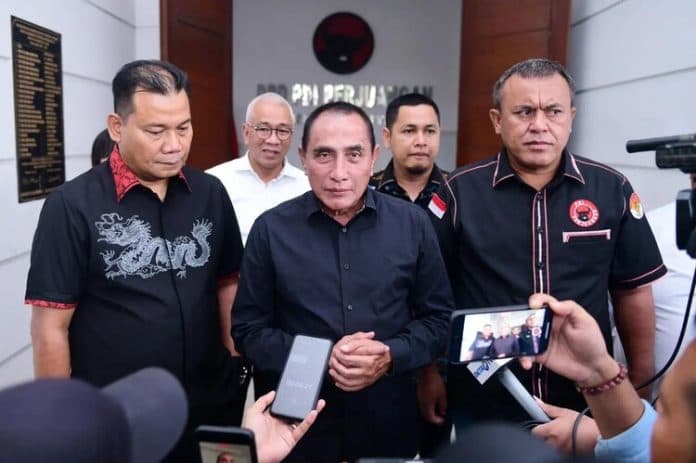 petahana_tak_terlalu_penting_bagi_tataran_pusat_tunjukkan_kejahatan_politik_tanpa_komitmen