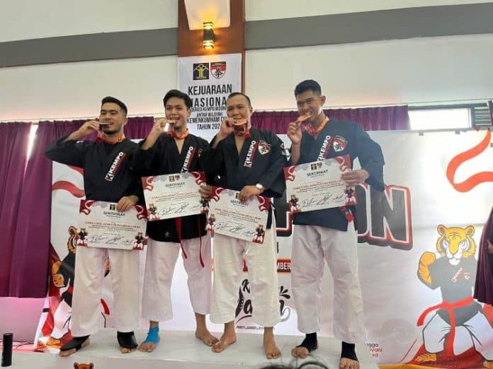 petugas_lapas_medan_raih_medali_di_kejurnas_kempo_menkumham_cup_ii
