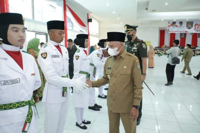petugas_paskibraka_kabupaten_asahan_dikukuhkan