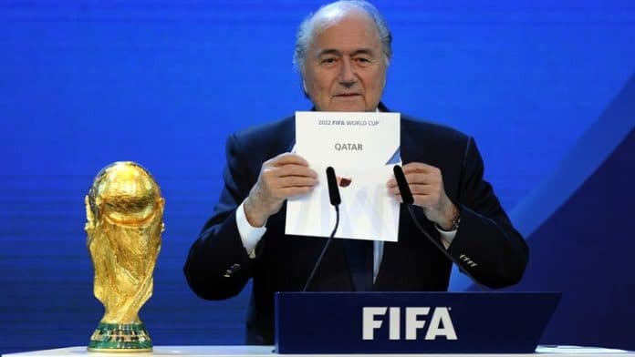 piala_dunia_2022_blatter_akui_salah_tunjuk_qatar_jadi_tuan_rumah