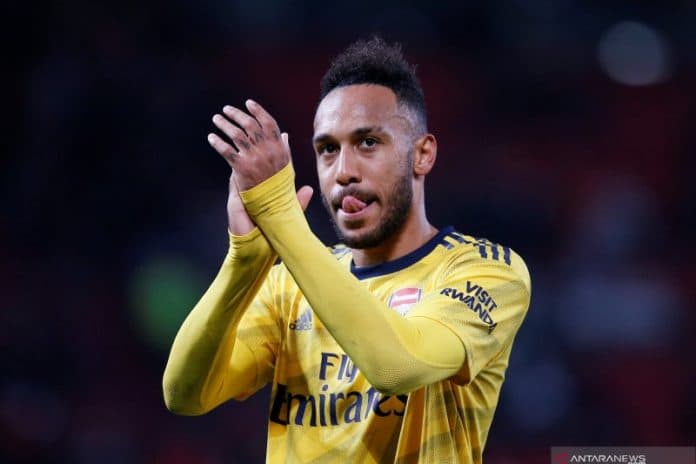 pierre_emerick_yakin_arsenal_bisa_finish_4_besar