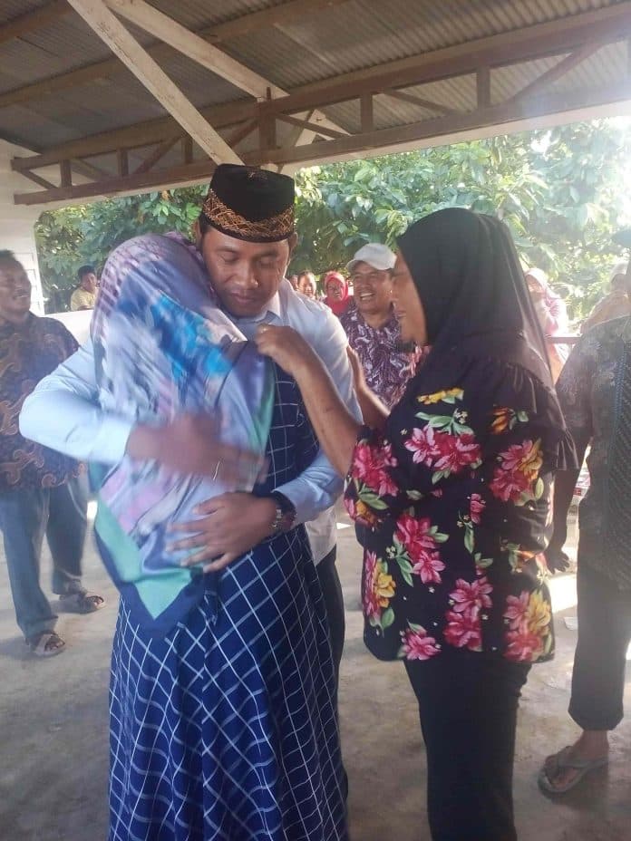 pilkades_serentak_sergai_suhendri_kembali_pimpin_desa_sei_serimah