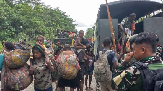 pilot_susi_air_belum_ditemukan_ratusan_warga_paro_nduga_papua_mengungsi