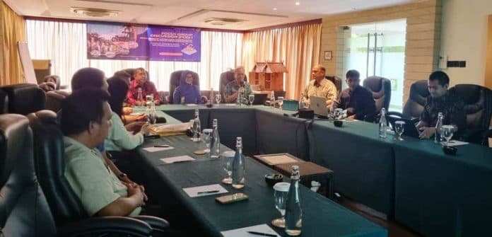 pimpin_fgd_bersama_8_kabupaten_wali_kota_siantar_sampaikan_sejumlah_masukan