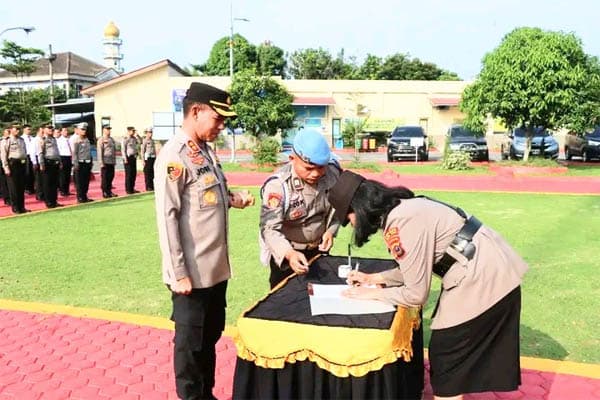 pindah_dinas_kasat_reskrim_polres_batu_bara_serahkan_jabatan
