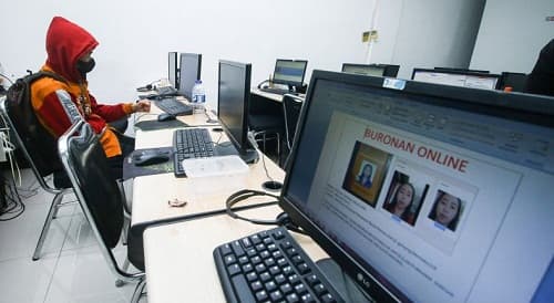 pinjol_legal_dan_ilegal_begini_cara_membedakannya