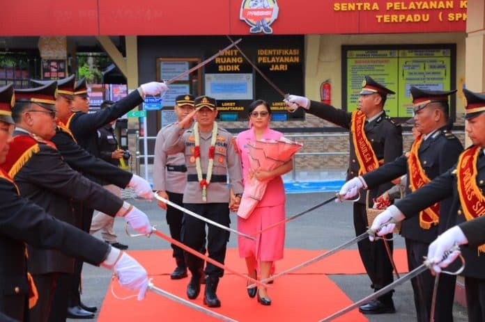 pisah_sambut_kapolres_sibolga_dijabat_akbp_achmad_fauzy