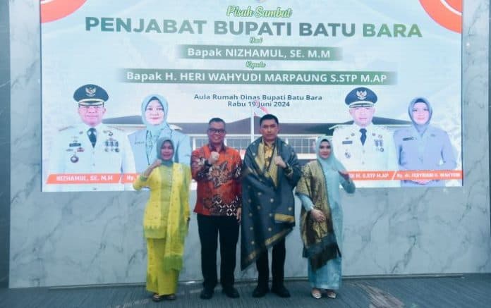 pj_bupati_batu_bara_yang_baru_mohon_doa_dari_masyarakat
