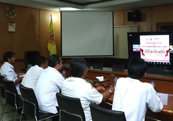 pj_bupati_dairi_ikuti_deklarasi_netralitas_asn_dan_rakor_pilkada_2024