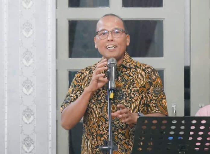 pj_bupati_sugeng_instruksikan_kades_dan_lurah_bantu_kawal_politik_uang_di_pilkada_tapteng