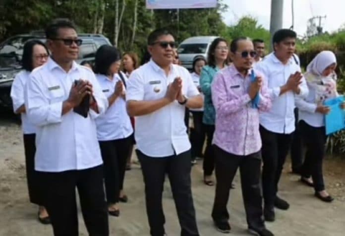 pj_bupati_taput_monitoring_program_percontohan_pkk_di_desa_pohan_julu