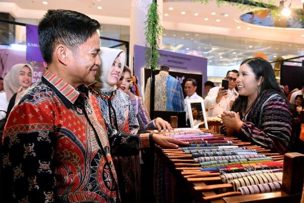 pj_gubernur_industri_kreatif_topang_ekonomi_di_sumut