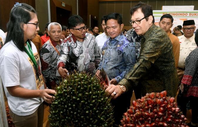 pj_gubernur_minta_industri_sawit_di_sumut_tertata_baik