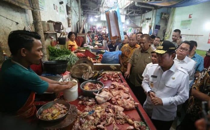 pj_gubernur_minta_warga_sumut_berbelanja_dengan_bijak_jelang_lebaran