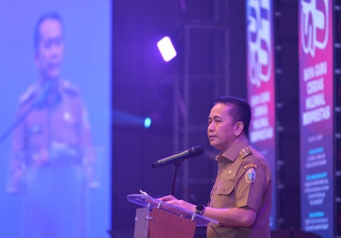 pj_gubernur_sumut_agus_fatoni_soroti_peran_guru_siapkan_sdm_unggul