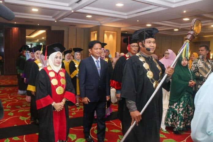 pj_gubernur_sumut_berharap_lulusan_unhaj_jadi_nakes_berkualitas