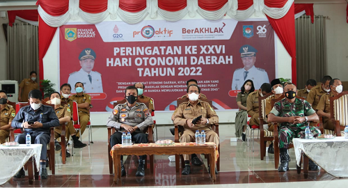pj_sekda_pakpak_bharat_hadiri_peringatan_hari_otonomi_daerah_2022