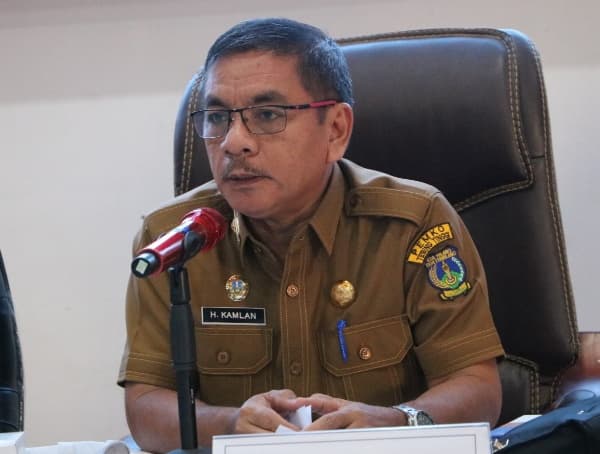 pj_sekdako_tebing_tinggi_perumahan_kumuh_karena_peningkatan_populasi_perkotaan