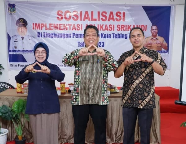 pj_wali_kota_tebing_minta_pimpinan_opd_menerapkan_digitalisasi