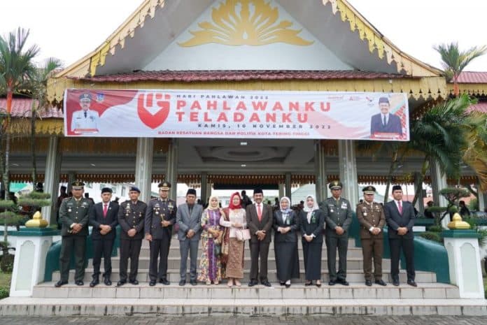 pj_wali_kota_tebing_tinggi_jadikan_sifat_tanpa_pamrih_pahlawan_sebagai_teladan