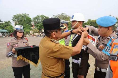 pj_wali_kota_tebing_tinggi_pimpin_apel_ops_ketupat_toba_2023