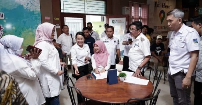 pj_wali_kota_tebing_tinggi_sidak_sejumlah_pelayanan_publik_ini_hasilnya