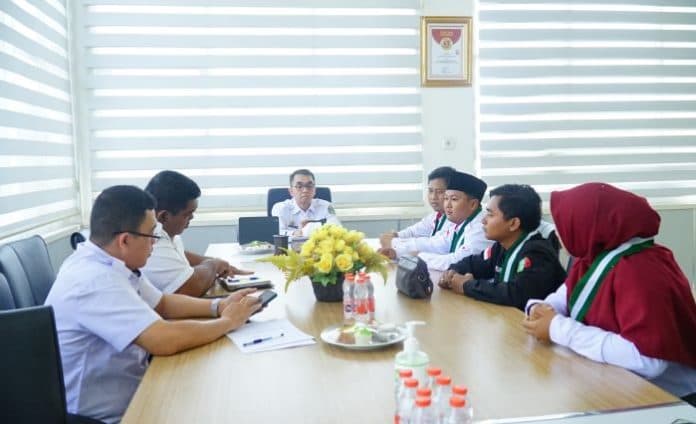 pjs_bupati_labuhanbatu_siap_netralitaskan_asn_pada_pilkada_27_november