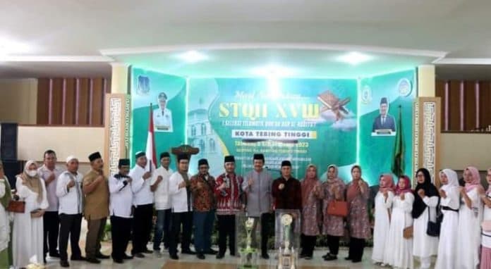 plt_sekda_tebing_tinggi_resmi_tutup_seleksi_stqh_xviii