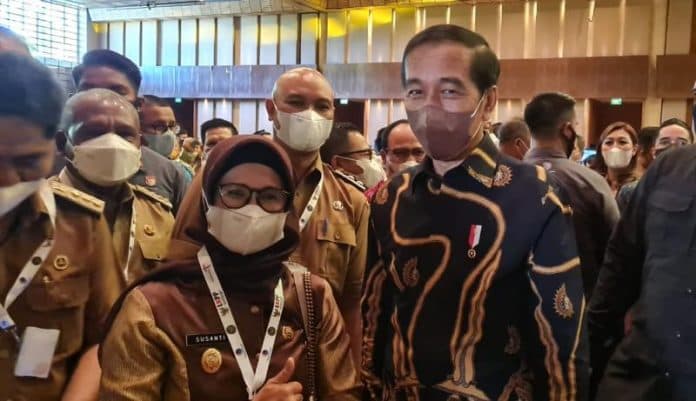 plt_wali_kota_dan_presiden_jokowi_diskusikan_perkembangan_dan_kendala_di_siantar