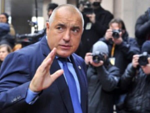 pm_bulgaria_didenda_rp24_juta_karena_tak_pakai_masker_kunjungi_gereja