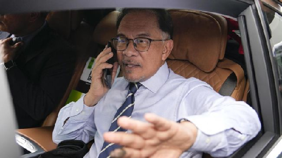 pm_malaysia_anwar_ibrahim_bakal_pangkas_perjudian