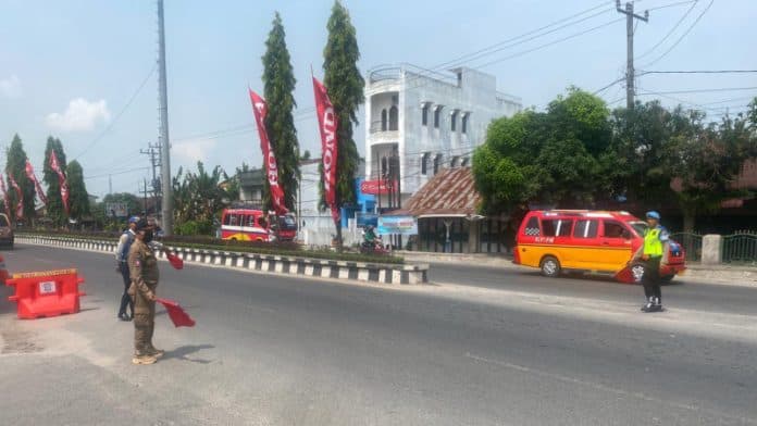 polantas_polresta_deli_serdang_antisipasi_kemacetan_arus_balik