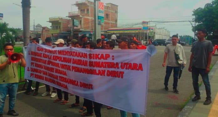 polda_sumut_didemo_minta_dirut_rs_regina_maris_ditetapkan_tersangka