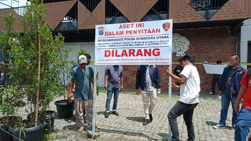 polda_sumut_kembali_sita_5_aset_bos_judi_di_medan