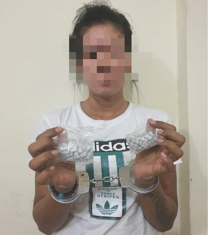 polda_sumut_ringkus_ratu_ekstasi_mangkubumi_bersama_100_butir_pil_ekstasi