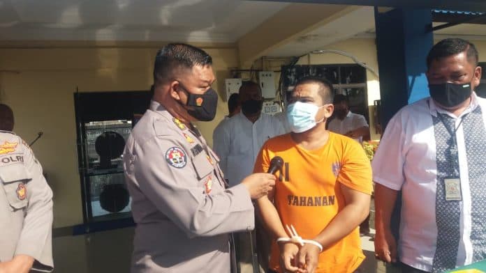 polda_sumut_tangkap_pelaku_penjual_satwa_dilindungi_180_ekor_belangkas_siap_dijual