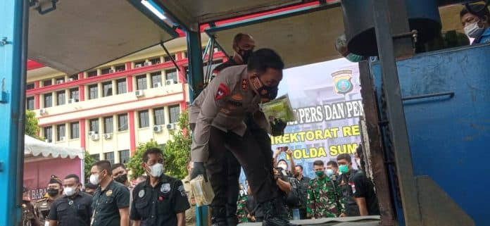 poldasu_musnahkan_203_kg_sabu_7150_butir_ekstasi_dan_71_kg_ganja