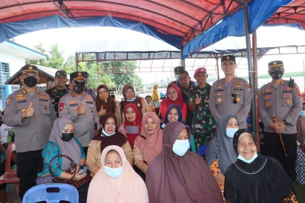 poldasu_salurkan_10_ribu_paket_bansos_pada_masyarakat_sumut
