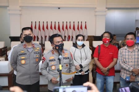 poldasu_tangani_keributan_di_rumah_sakit_hkbp_balige_dua_warga_diamankan
