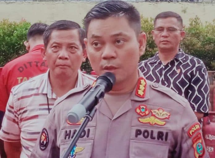 poldasu_tetapkan_tersangka_kasus_kepemilikan_puluhan_ton_bbm_solar_di_tanjung_balai