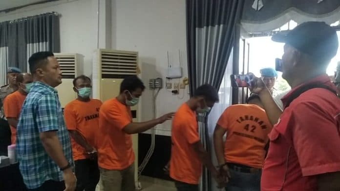 polisi_amankan_komplotan_penembak_sopir_truk_ada_nama_ketua_dan_sekjen_ipk