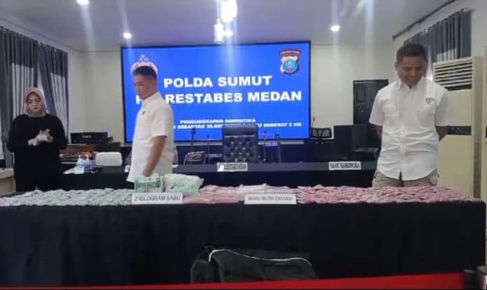 polisi_amankan_puluhan_ribu_pil_ekstasi_dan_2_kg_sabu