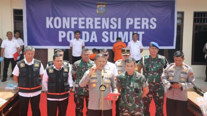 polisi_belum_ungkap_motif_pembakaran_rumah_wartawan_di_tanah_karo