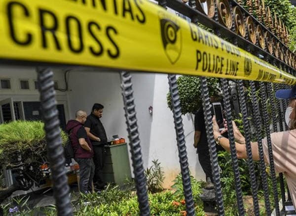 polisi_bongkar_laboratorium_narkoba_rahasia_di_bali_3_wna_ditangkap