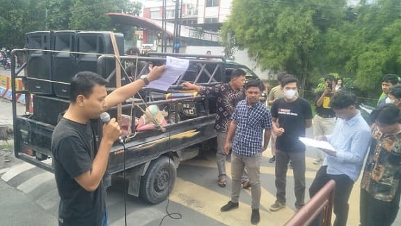 polisi_kembali_diminta_usut_perkara_temuan_mayat_cadaver