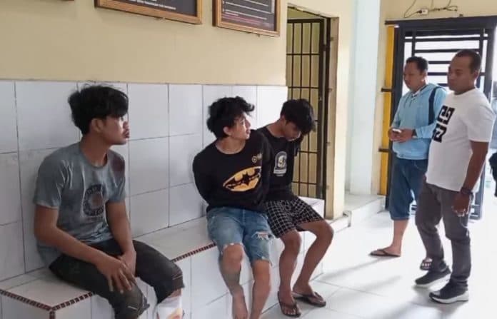 polisi_lumpuhkan_spesialis_bongkar_rumah_dan_warung_di_asahan