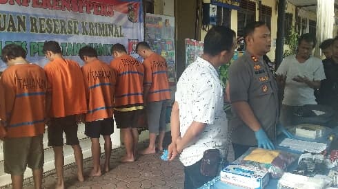 polisi_ringkus_komplotan_spesialis_pembobol_toko