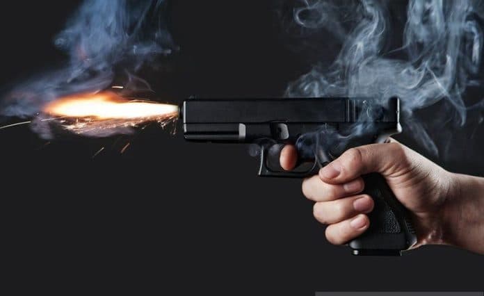 polisi_roboh_ditembak_penjahat_poldasu_pelaku_dikejar
